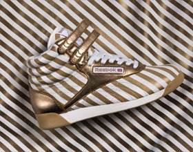 baskets-reebok-freestyle-stripes-gold