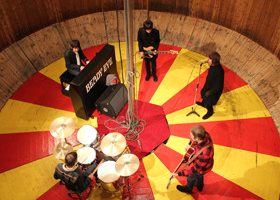 On adore "Different Gear, Still Speeding" de Beady Eye - %%sitename%%