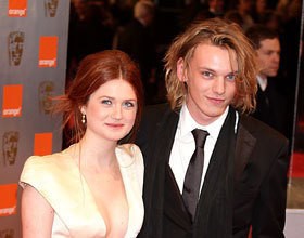 bonnie-wright-jamie-campbell-bowe