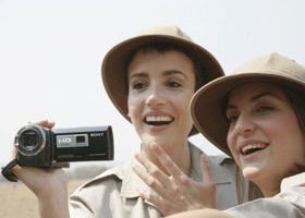 Le 1er caméscope avec projecteur intégré ! - %%sitename%%