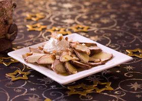 Carpaccio de cèpes au fromage de chèvre frais