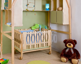 chambre-enfant-lit-armoire-bureau