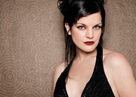 Ces actrices de série qui poussent la chansonnette chanteuses - %%sitename%%