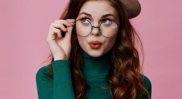 Lunettes de vue : astuces pour les adapter à la morphologie - %%sitename%%