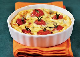 Légumes croquants ! : clafoutis aux tomates cerises et au roquefort - %%sitename%%