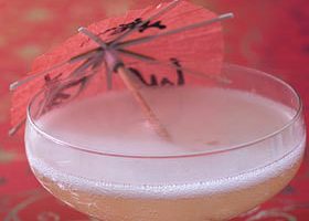 Cocktail au champagne et litchi