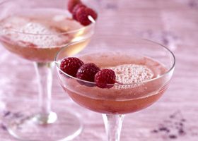 Coupe de champagne à la framboise - %%sitename%%