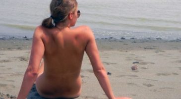 J'ai testé la plage naturiste, j'ai survécu - %%sitename%%