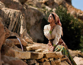 la-source-des-femmes-leila-bekhti
