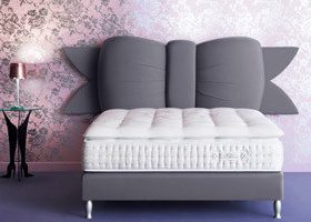 Un lit "boudoir" signé Chantal Thomass  - %%sitename%%