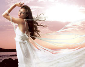 lolita-lemplicka-3suisses