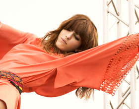 lou-doillon-hm-festival