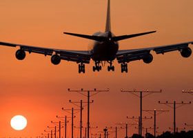 Dis-moi où tu vas, je te dirai quel vol low cost réserver ! - %%sitename%%