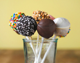 machine-a-cake-pops
