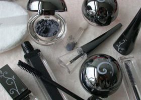 Mon mascara ? C'est moi qui l'ai fait !