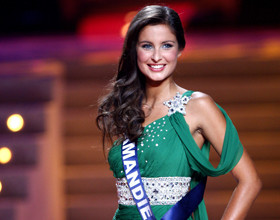 miss-france-2010-timbre-poste