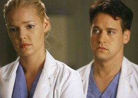 Départs en chaîne dans les séries ! - %%sitename%%
