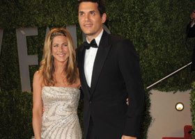 Et l'Oscar de la plus belle robe est attribué à...