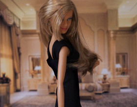 petites-robes-noires-barbie