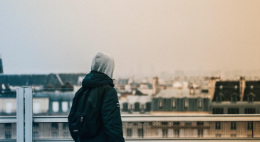 Comment bien porter la parka pour homme ? - %%sitename%%