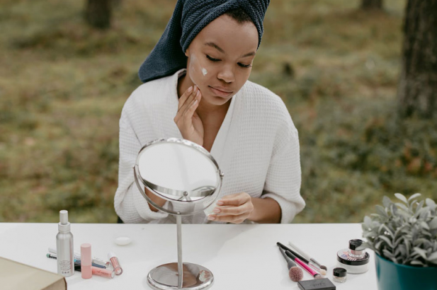quels-produits-choisir-pour-prendre-soin-votre-visage