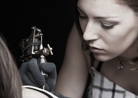 Comment reconnaître un bon tatoueur ? - %%sitename%%