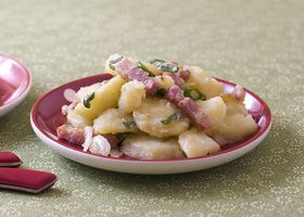 Salade de pommes de terre aux lardons