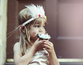 salon-playtime-2011