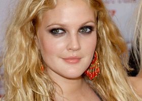 Drew Barrymore, une " Drôle de Dame " version 2010 !