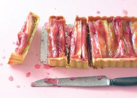 Tarte à la rhubarbe et aux spéculos - %%sitename%%