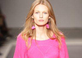 Stella McCartney : Volants océan - %%sitename%%