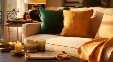 Voici la collection Primark The Edit, avec linge 500 fils et bougies en cire de soja, qui donne une allure grand hôtel au salon