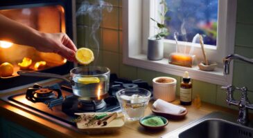 Voici 10 astuces de grand-mère contre les odeurs de cuisine, avec ce geste simple qui change tout en novembre 2025