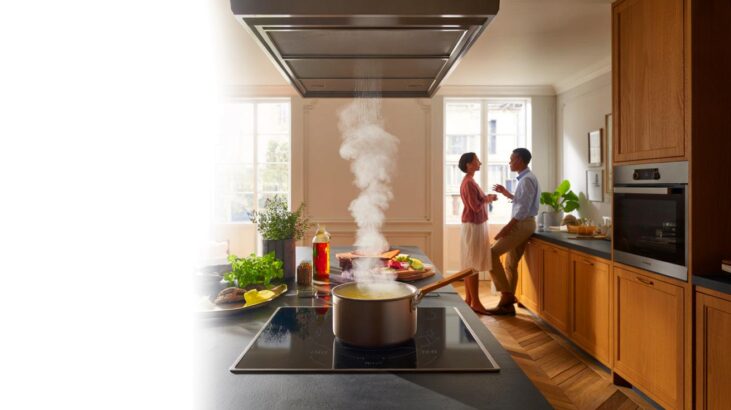 Voici la solution qui s'apprête à remplacer la hotte en 2025, un système discret et design qui aspire à la source et libère l'espace