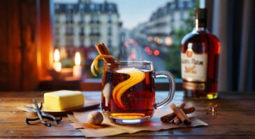 Voici le hot buttered rum qui fait parler en novembre 2025, ce cocktail d'automne réconfortant que la France redécouvre enfin