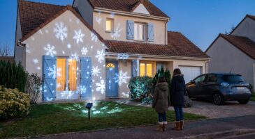 Je l’ai planté en 2 minutes au jardin : ce gadget lumineux de Noël à 20 € chez Gifi bluffe tout le quartier